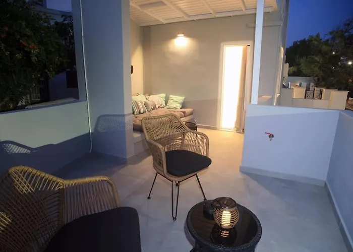 Casa Di Soho Syros فيلة إرموبولّي