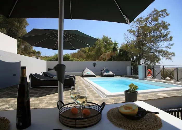 Casa Di Soho Syros * إرموبولّي