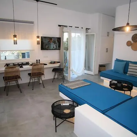 Casa Di Soho Syros * إرموبولّي